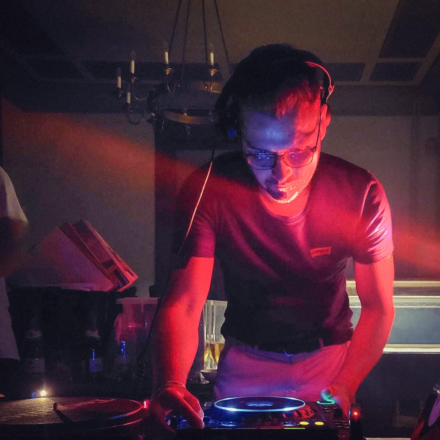 BACK FOR GOOD (Matthias Speck) von Turn it Down Music & Berlin Ear Guard