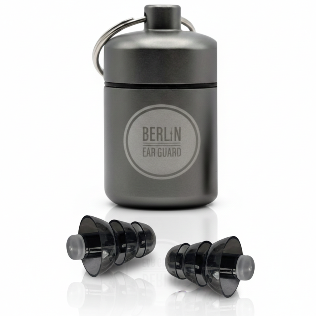 OHRSTÖPSEL "THE DARK NIGHT RISES" | CLUB, FESTIVAL, KONZERT, MUSIKER & DJ OHRENSTÖPSEL | 24DB SNR im Aluminiumbehälter von Berlin Ear Guard